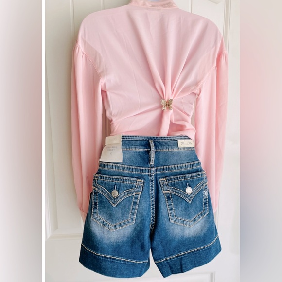 Miss Me Button 9” Rise Blue Jean Shorts Sz 27 NWT - Picture 5 of 6